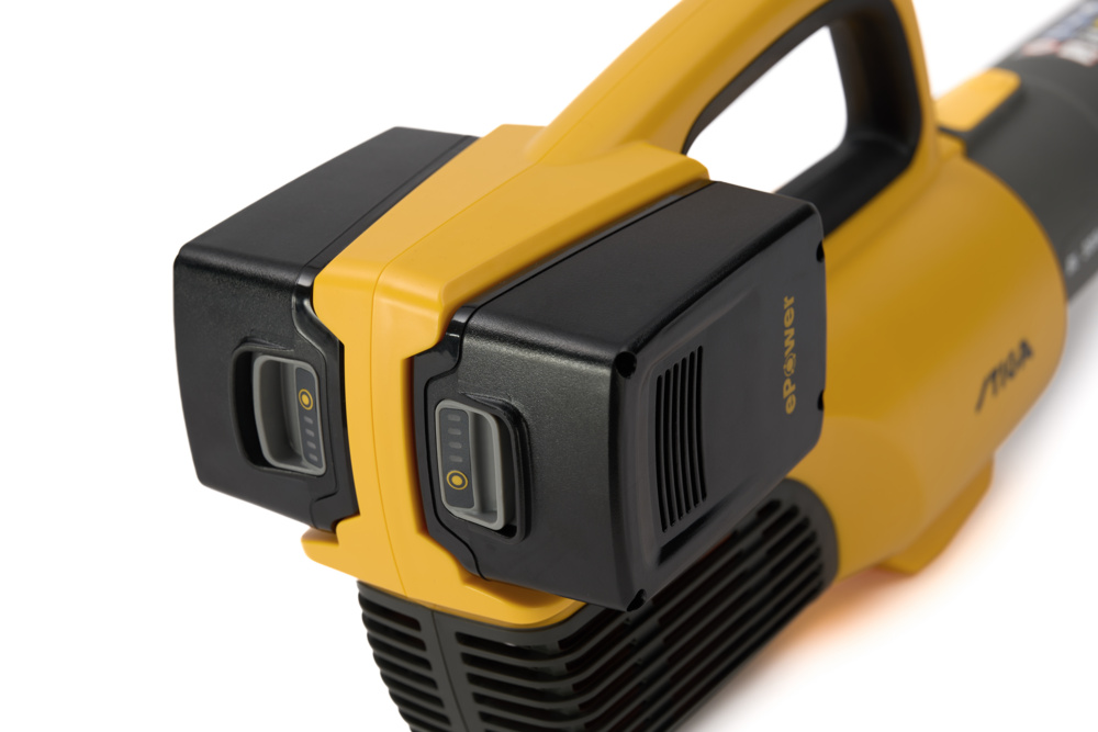 STIGA AKULEHEPUHUR BL 300e Kit 2X4 Ah